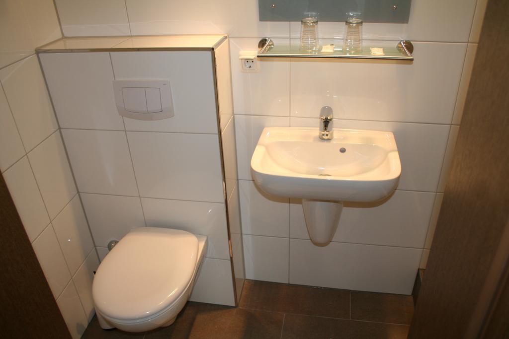 Hotel Lindenhof Essen Quarto foto